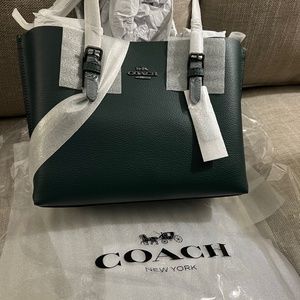 Coach Mollie tote